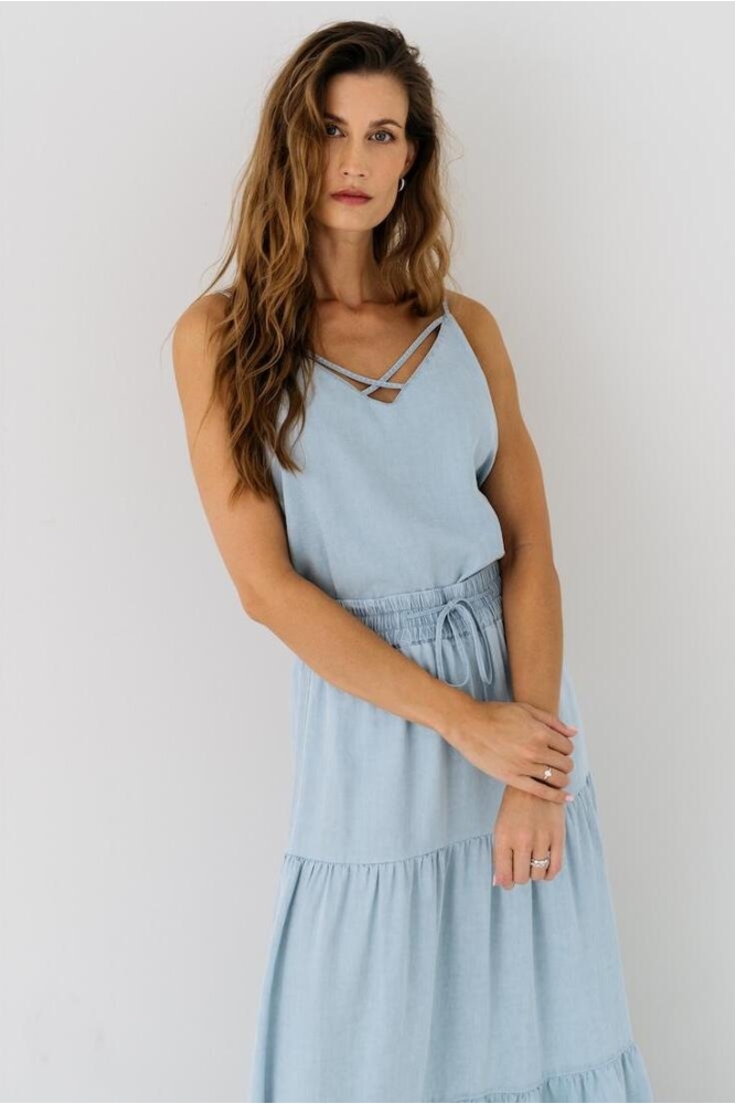 NELLIE TOP SU25 60 336 NELLIE TOP SU25 60 336 LIGHT BLUE